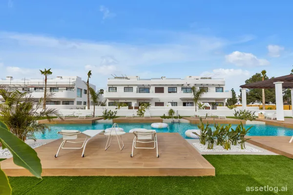 Apartment provided with 3 Bedrooms and 2 Bathrooms, communal swimming pool and