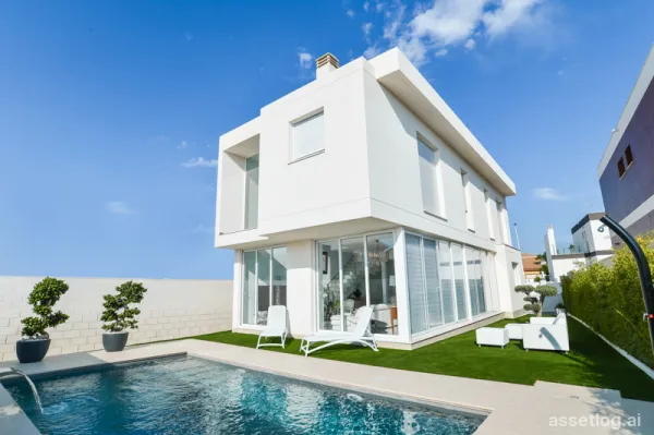 Villa mit 4 Schlafzimmern und 3 Badezimmern in Gran Alacant