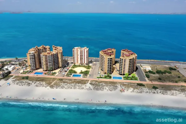 1-Zimmer-Apartment mit Badezimmer und Gemeinschaftspool in La Manga del Mar Menor