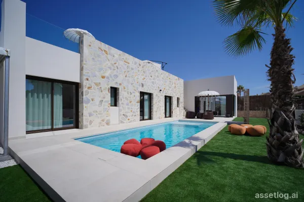 Villa mit 3 Schlafzimmern und 2 Badezimmern in La Finca Golf