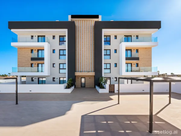 Apartment provided with 3 Bedrooms and 2 Bathrooms, communal swimming pool and