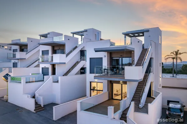 Apartment with garden provided with 2 Bedrooms and 2 Bathrooms, communal swimming pool and