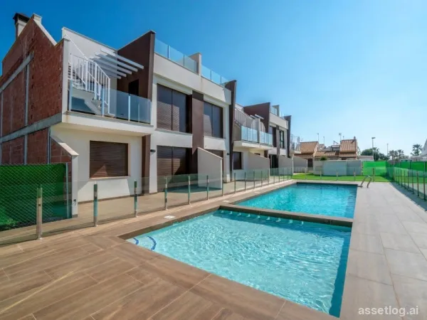 Apartments - solarium provided with 2 Bedrooms and 2 Bathrooms, communal swimming pool and