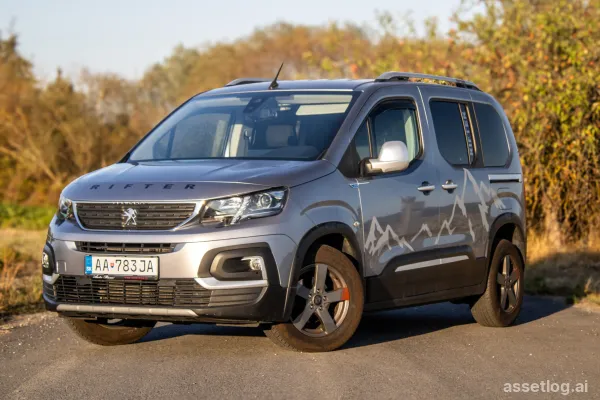 Peugeot Rifter 1.5 BlueHDi 100 Allure 75kW MT/5 / AVAILABLE FOR INSTALLMENTS / TRADE-IN