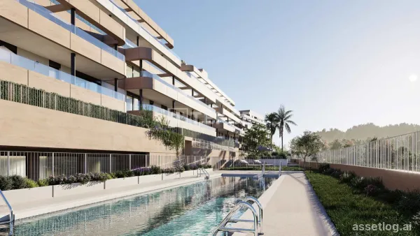 Golf-Front Apartments with Terraces in Estepona Spain
