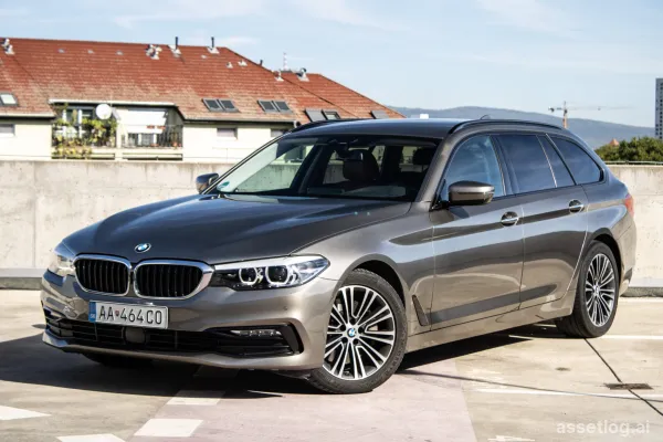 BMW Rad 5 Touring 530d Sport Line xDrive 195kW AT/8 / AJ NA SPLÁTKY / PROTIÚČET