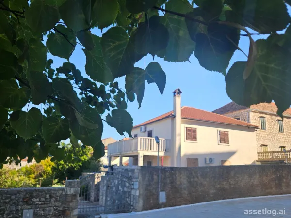 Hvar, dům na prodej
