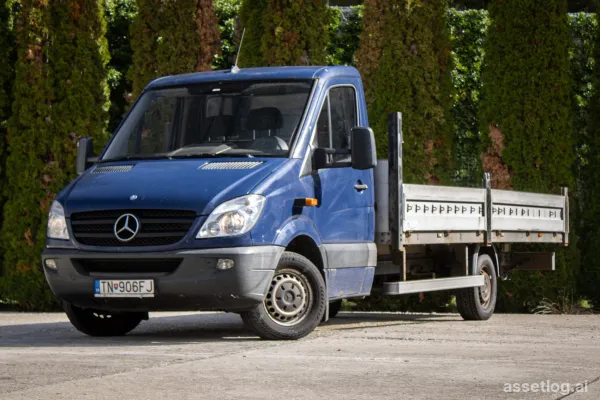 Mercedes-Benz Sprinter 216 CDI R2 VS, 120 kW, M6, 2-door / FINANCING AVAILABLE / TRADE-IN ACCEPTED /
