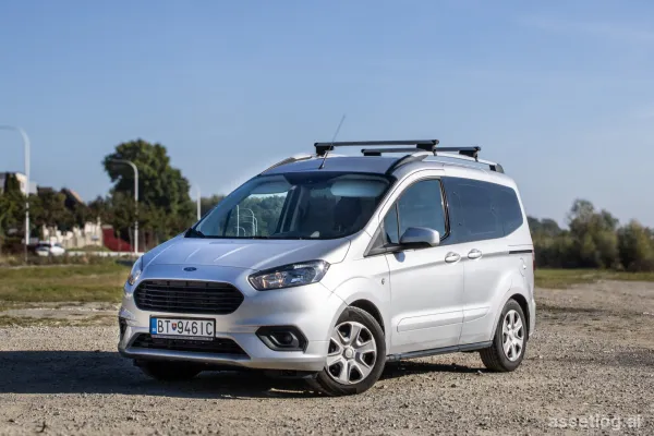 Ford Tourneo Courier 1.5 TDCi EcoBlue 55kW MT/6 2020 / AVAILABLE FOR FINANCING / TRADE-IN ACCEPTED