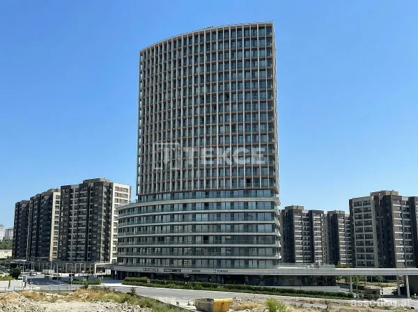 Byty s vnitřním bazénem a parkováním v Basaksehir, Istanbul