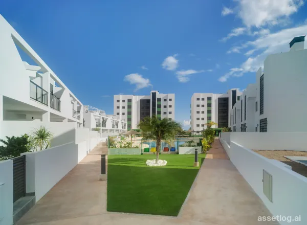 Welcome to a unique opportunity in Pilar de la Horadada