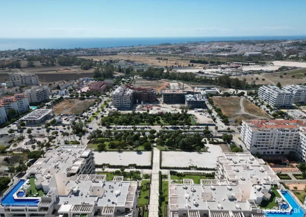 Located in prestigious Marbella, this exclusive residential complex offers a total of 36 homes designed to enjoy maxi…