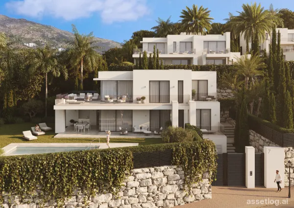 Located in the charming town of Mijas, these exclusive villas offer a privileged setting with stunning sea views
