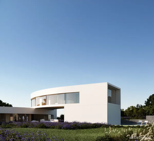 Located in the exclusive area of San Roque, this villa offers an environment of luxury and comfort