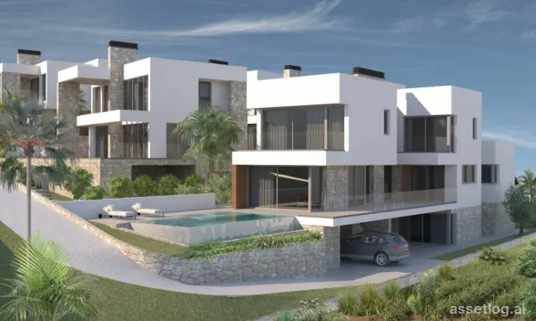 Located in the exclusive area of Las Farolas, these villas offer a privileged setting with sea views