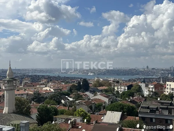 Apartment with Historical Peninsula Views in Üsküdar İstanbul