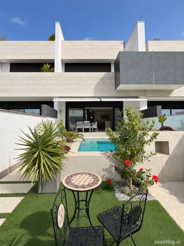 Exklusive Bungalows mit privatem Pool in Pilar de la Horadada
