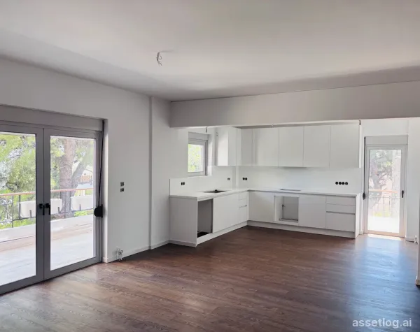 Flat 93 m² in Athens