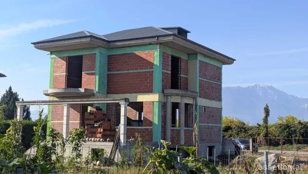 Detached house 246 m² on the Olympic Coast