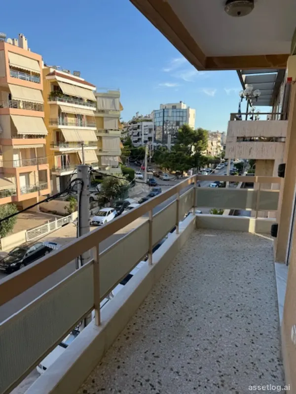 Flat 98 m² in Athens