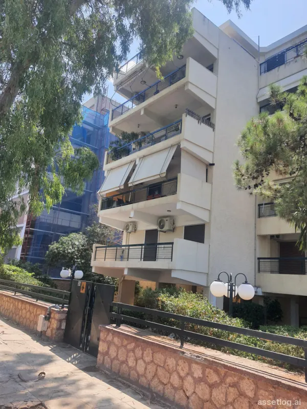 Flat 98 m² in Athens