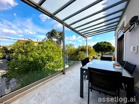Asset photo 1