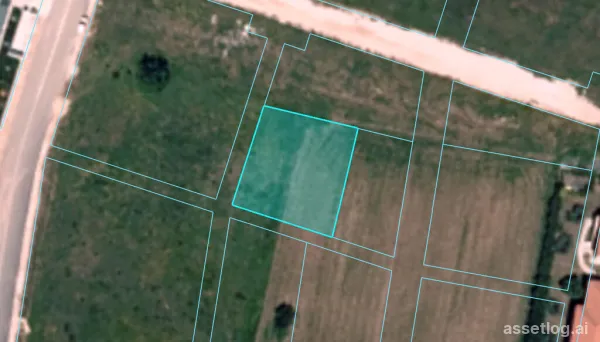 Land 568 m² in Sithonia, Chalkidiki