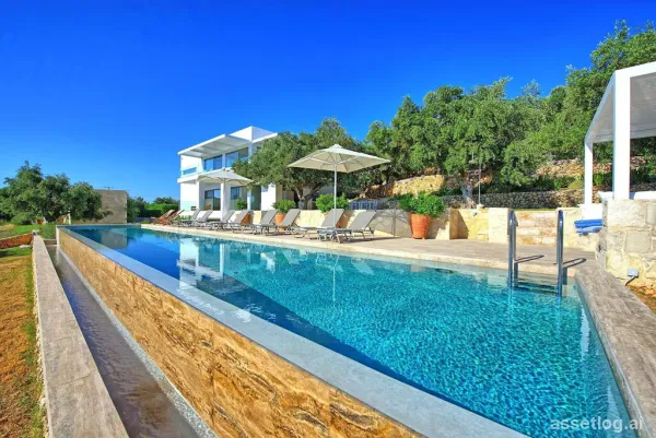 Villa 372 m² in Crete