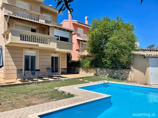 Villa 147 m² in Corfu