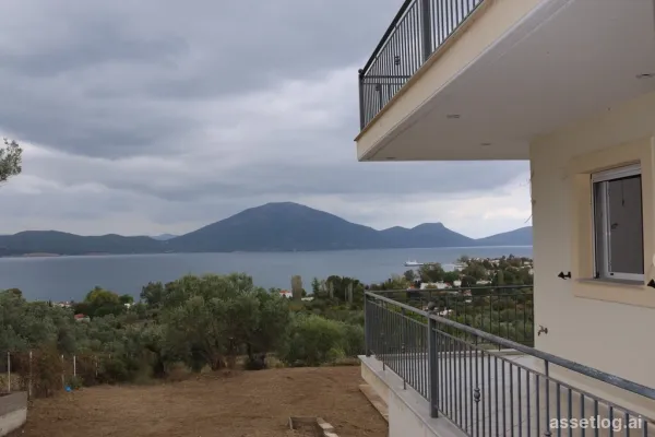 Detached house 400 m² on the Euboea island