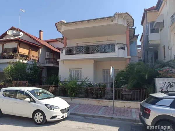 Detached house 286 m² on the Olympic Coast