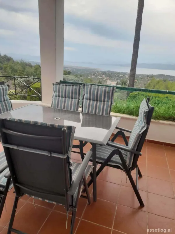 Maisoneta 220 m² v Attice