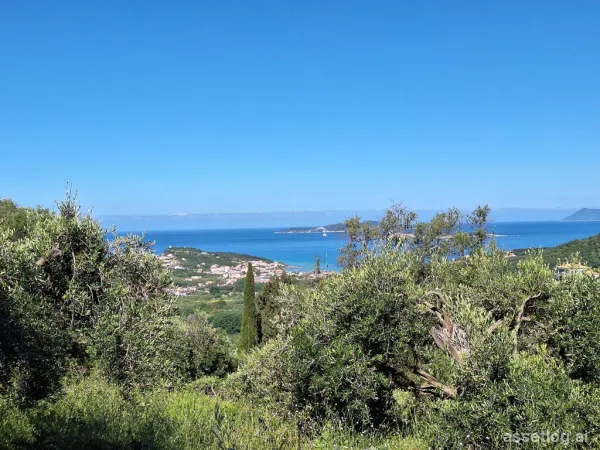 Land 7600 m² in Ionian Islands