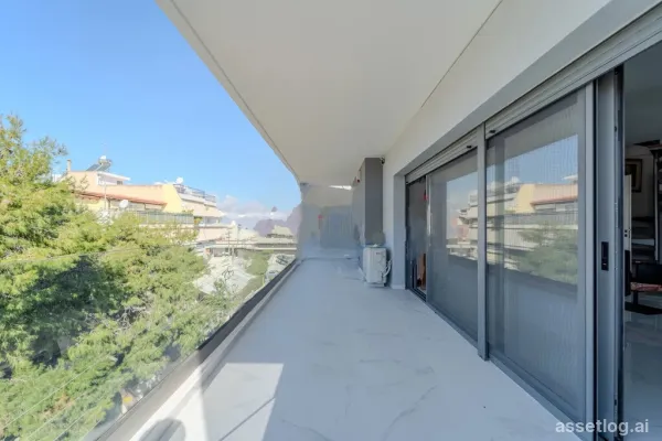 Maisonette 136 m² in Athens