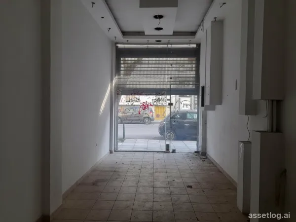 Commercial property 32 m² in Thessaloniki