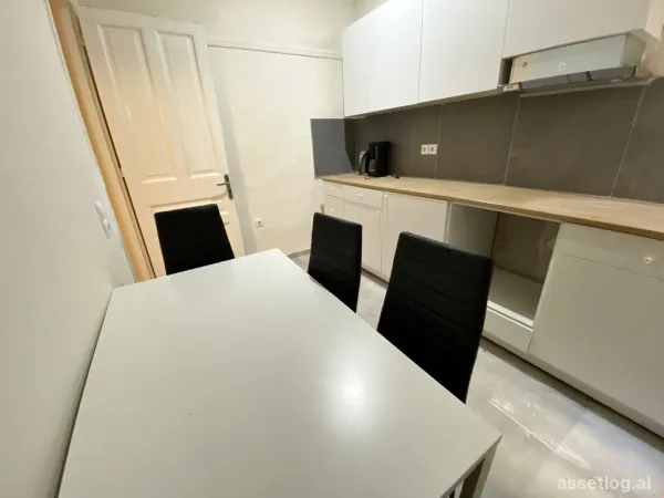 Flat 80 m² in Athens