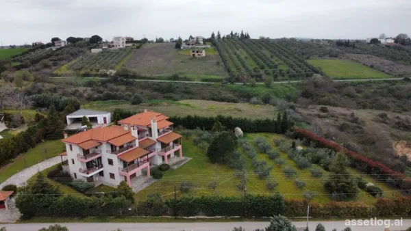 Komplex 627 m² v Thessaloniki