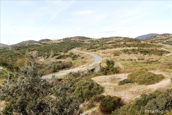 Land 500 m² in Kriaritsi